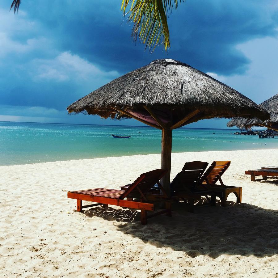 Coastal Village Beach Resort Фукуок Екстер'єр фото